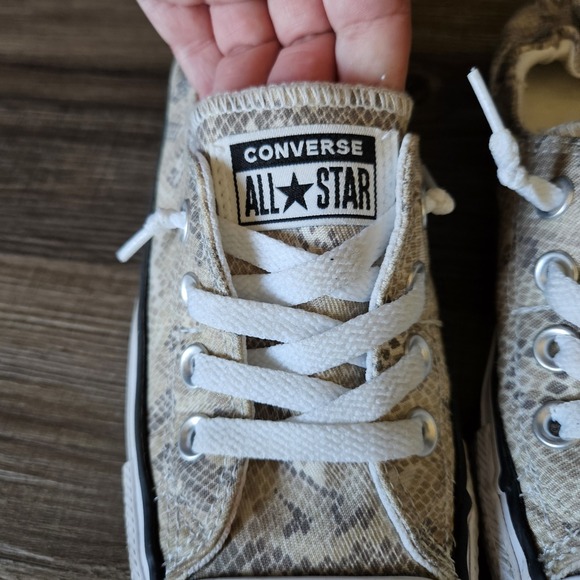Converse Shoreline Slip On Sneakers Women's 7 Ivory Snake Print Lace Up‎ Canvas - Picture 8 of 11